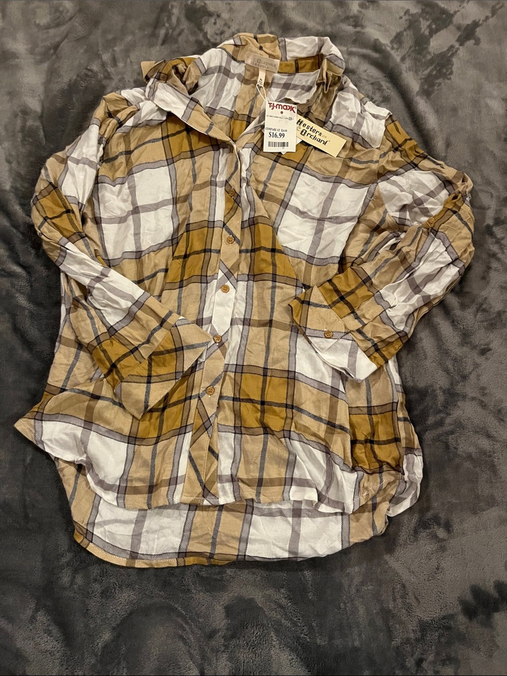 Women’s Plaid Button-Down Shirt in Mustard and White